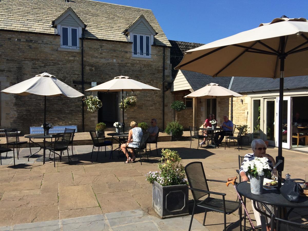 Rutland Water Courtyard Rooms Oakham Exterior foto